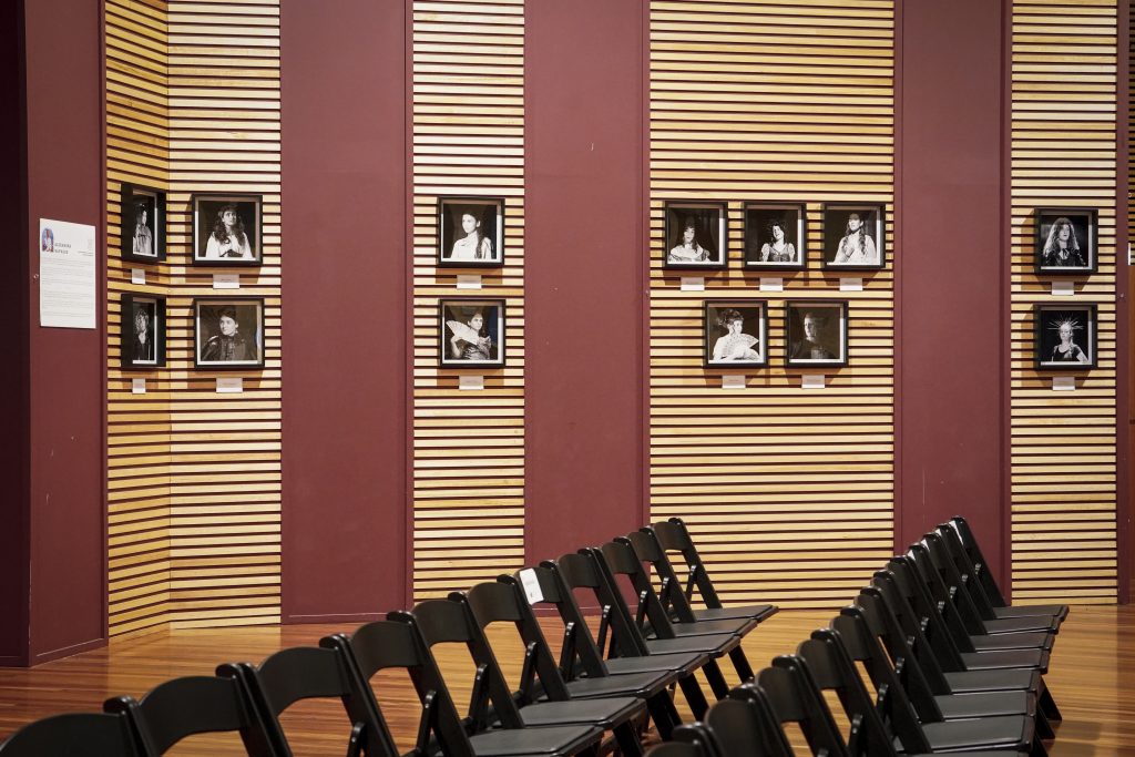 SALLE PORTRAITS 3